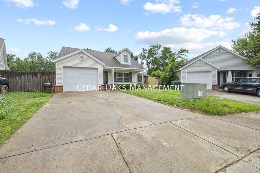 House for rent at 1308 S C Court, Rogers, AR 72756