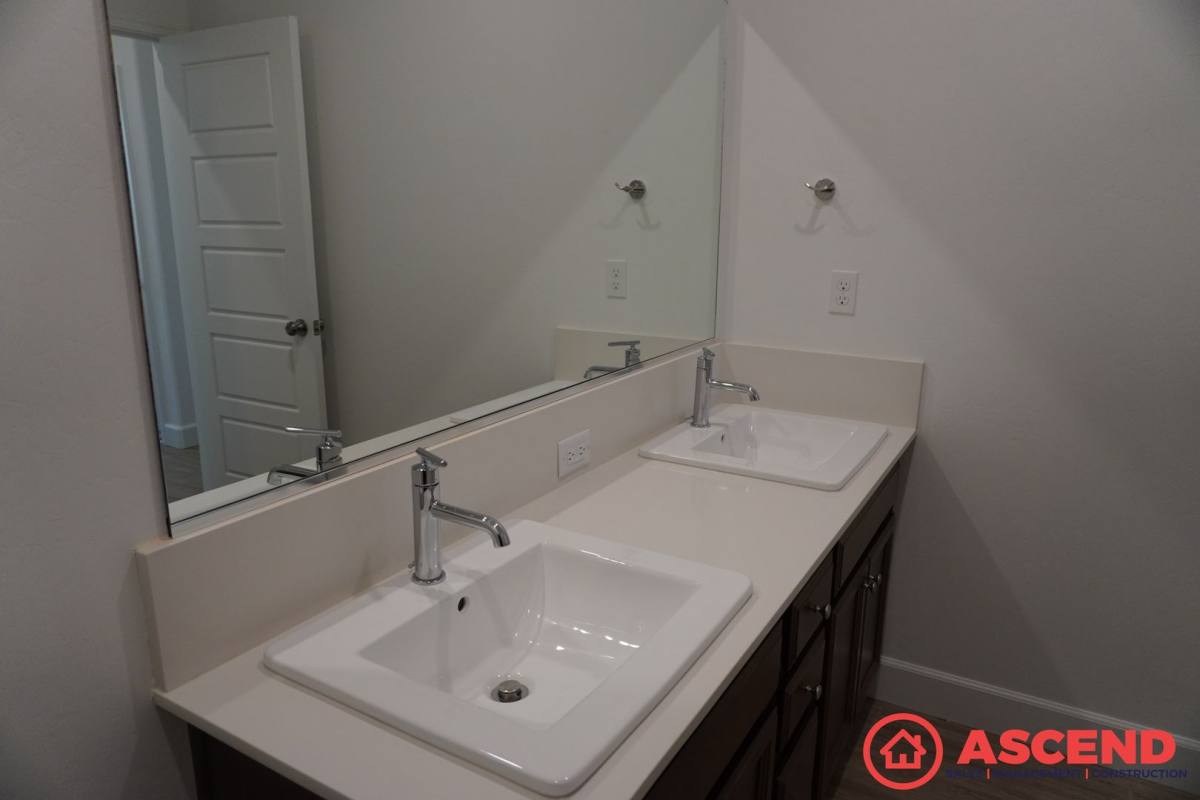 House for rent at 9313 Willow Terrace Dr, Shafter, CA 93263