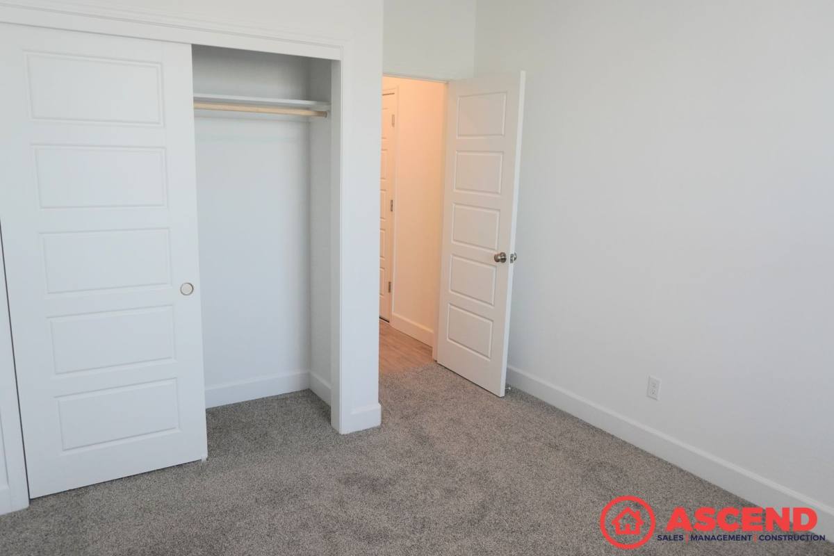 House for rent at 9313 Willow Terrace Dr, Shafter, CA 93263