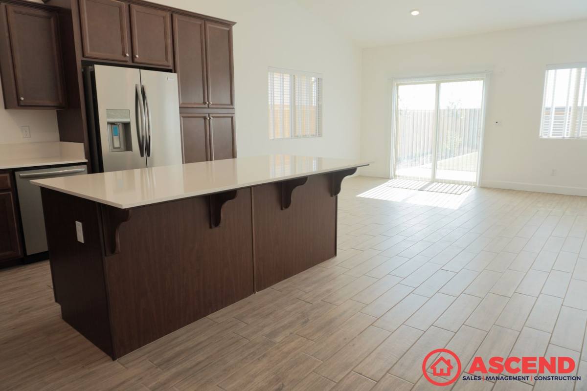 House for rent at 9313 Willow Terrace Dr, Shafter, CA 93263