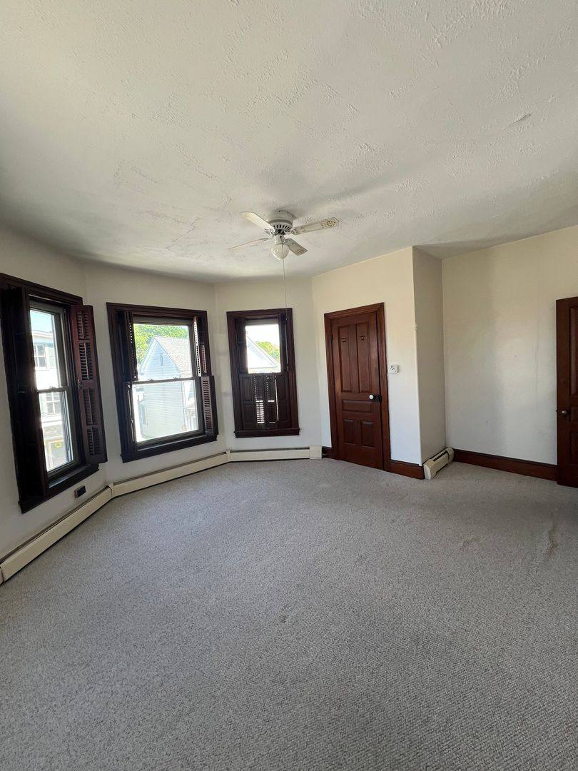 Apartment for rent at 200 Walnut St, Boiling Springs, PA 17007