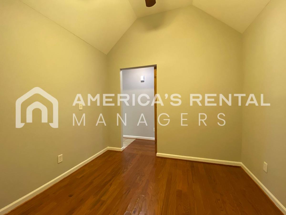 Townhouse for rent at 2819 Southwood Lane, Bessemer, AL 35022