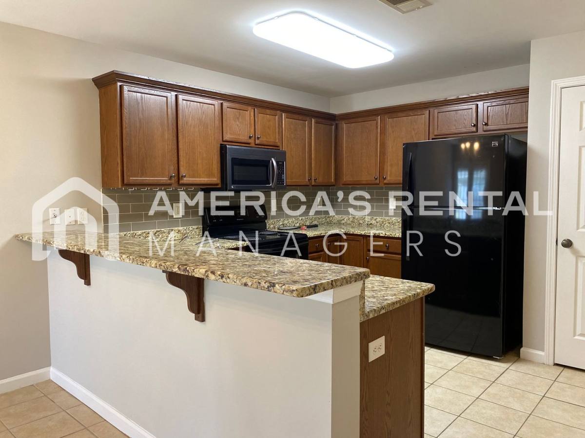 Townhouse for rent at 2819 Southwood Lane, Bessemer, AL 35022