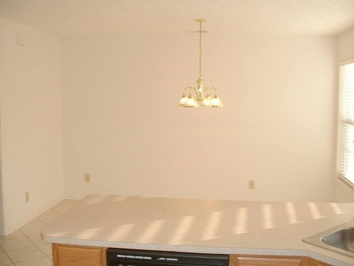 House for rent at 572 Hadlow St, Lexington, KY 40503
