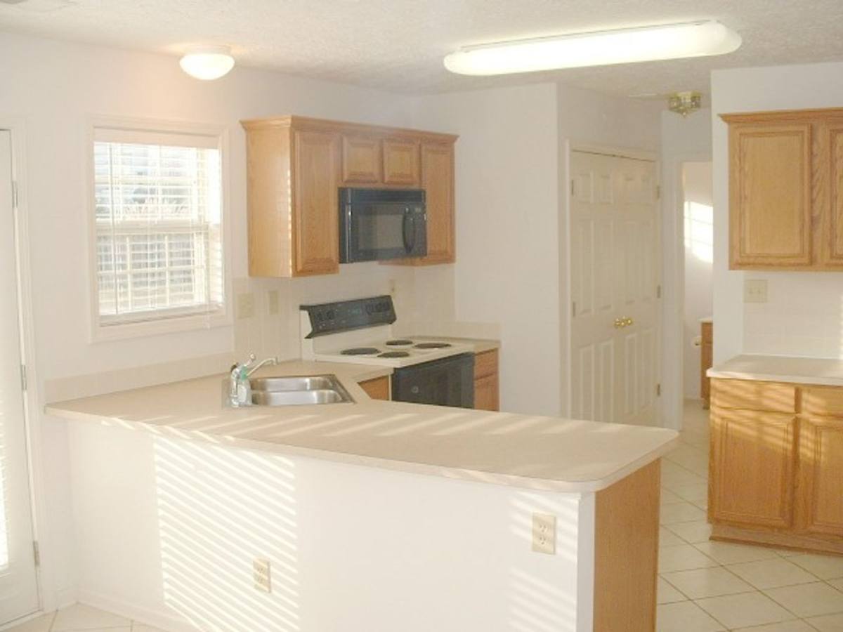 House for rent at 572 Hadlow St, Lexington, KY 40503