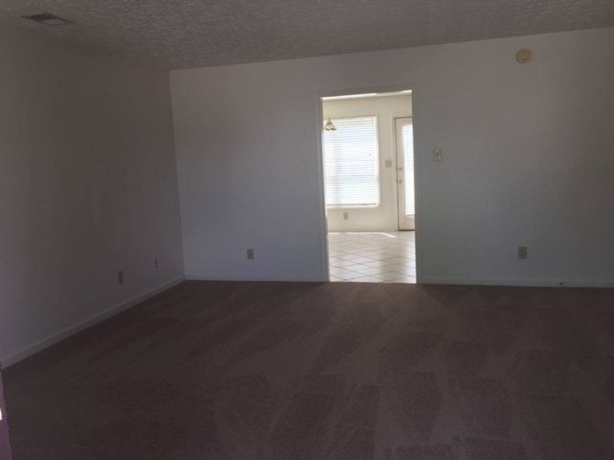 House for rent at 572 Hadlow St, Lexington, KY 40503