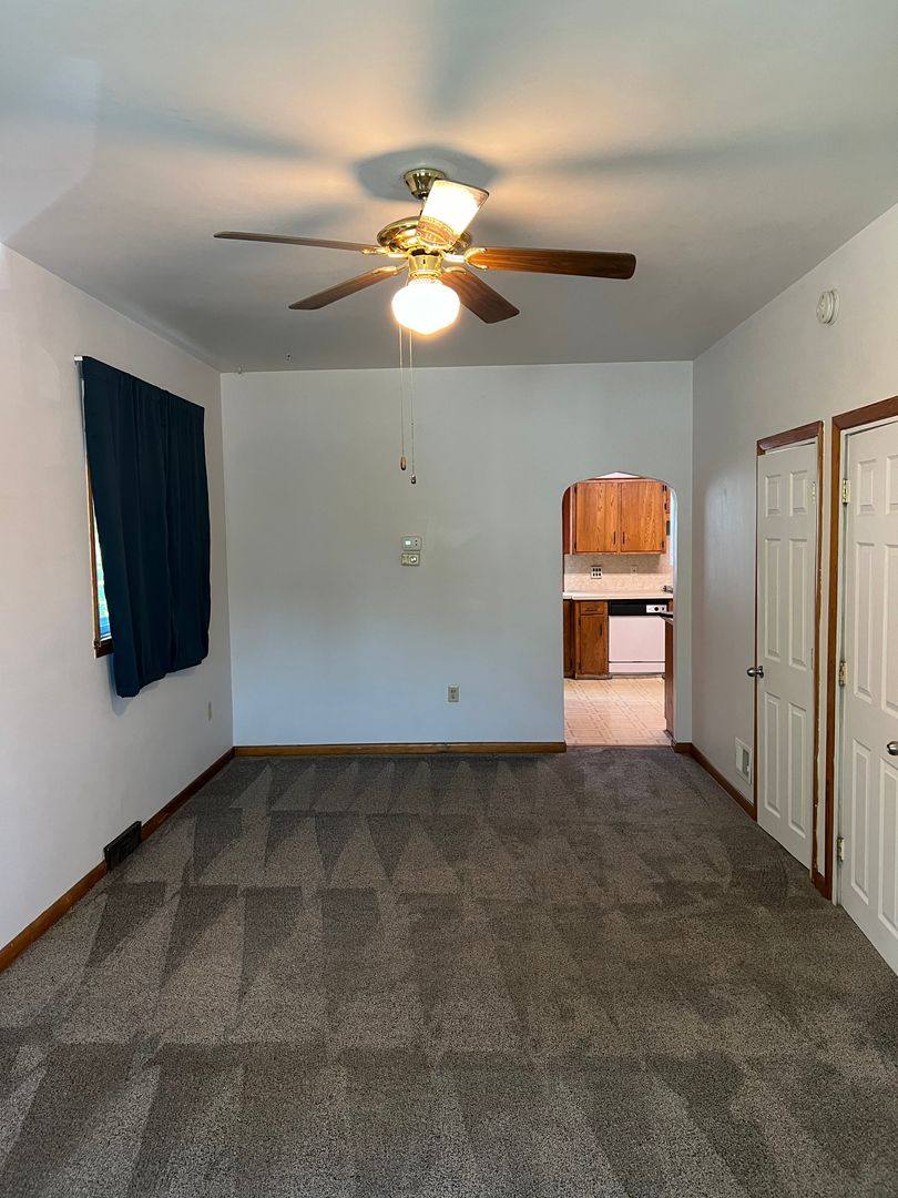 House for rent at 405 William St, Omaha, NE 68108