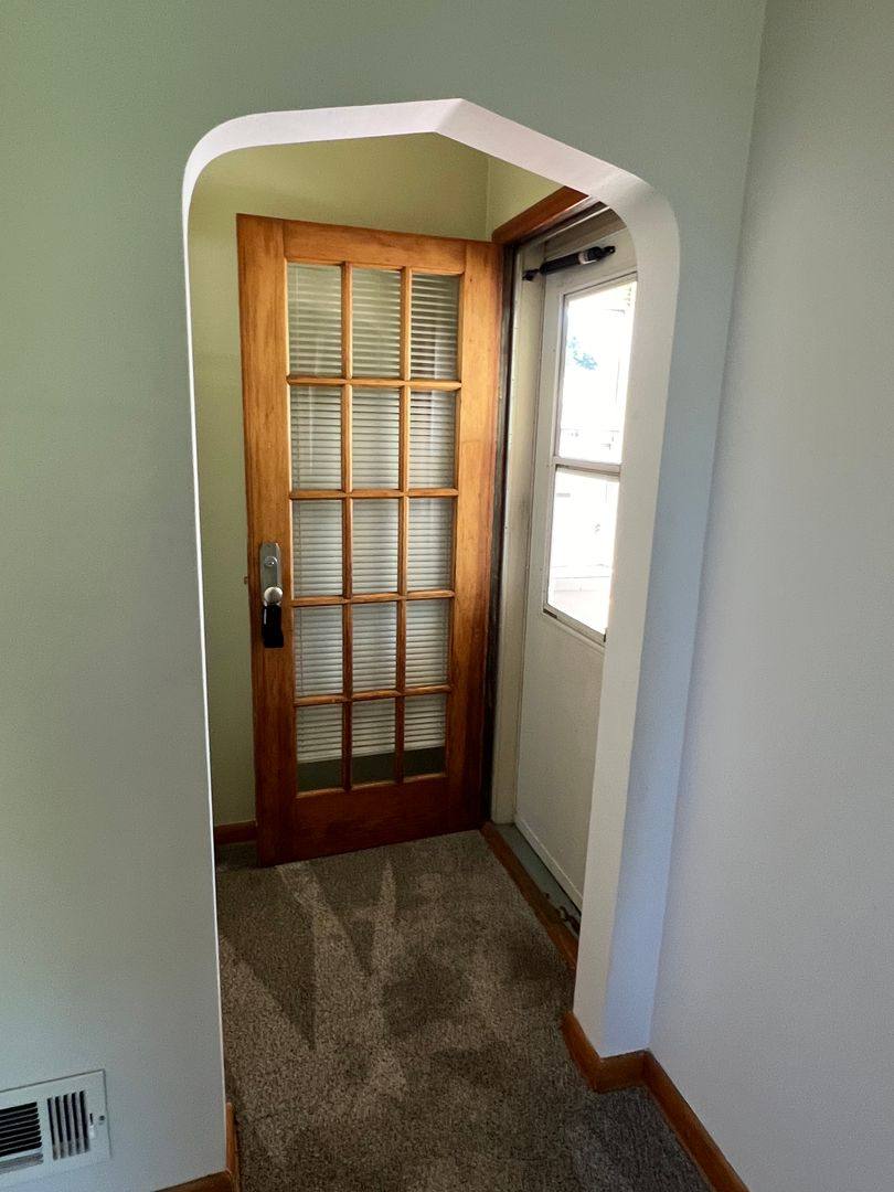 House for rent at 405 William St, Omaha, NE 68108