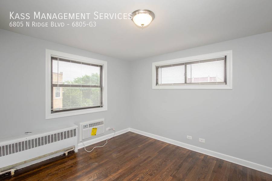 Apartment for rent at 6805 N Ridge Blvd #G3, Chicago, IL 60645