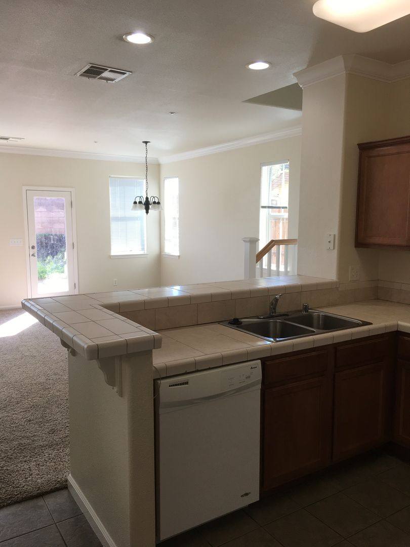 House for rent at 2151 Vienna Way, Redding, CA 96002