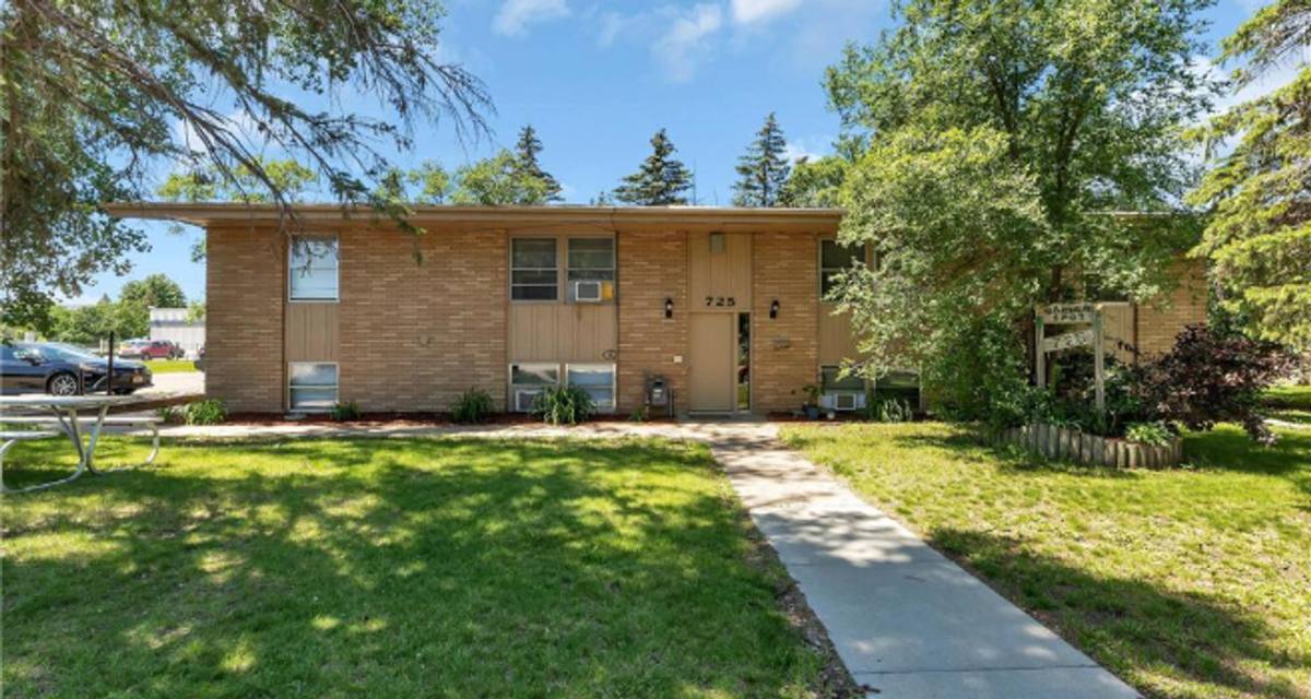 Apartment for rent at 725 32nd Ave N, Saint Cloud, MN 56303