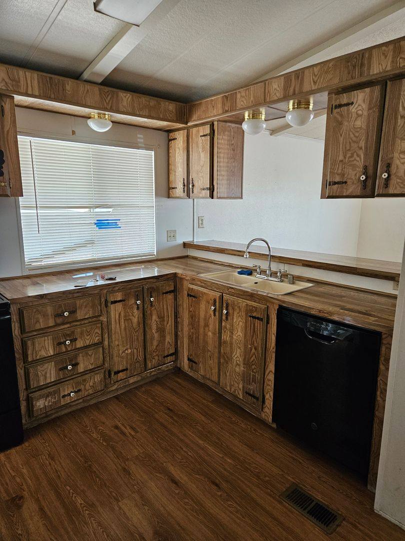 House for rent at 7622 E Jan Ave, Mesa, AZ 85209