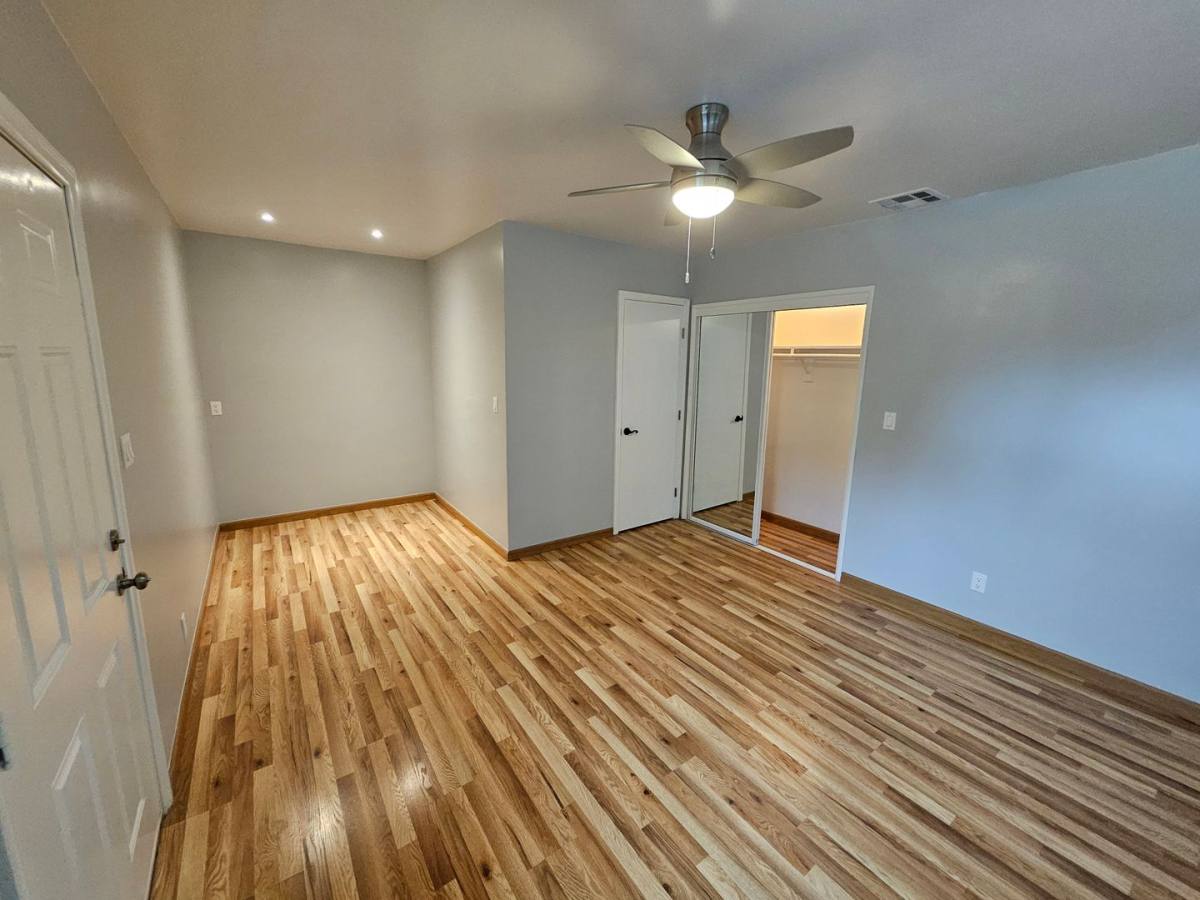 House for rent at 1417 N Evergreen St, Burbank, CA 91505