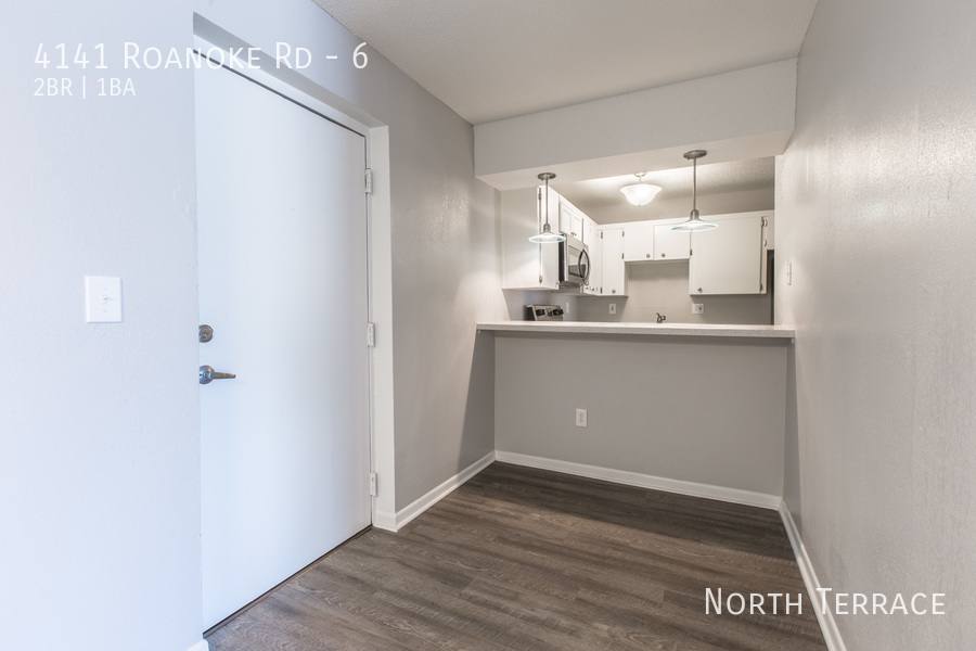 Apartment for rent at 4141 Roanoke Rd #6, Kansas City, MO 64111