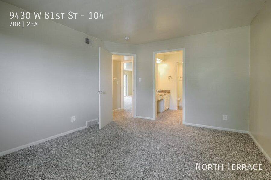 Apartment for rent at 9430 W 81st St #104, Overland Park, KS 66204