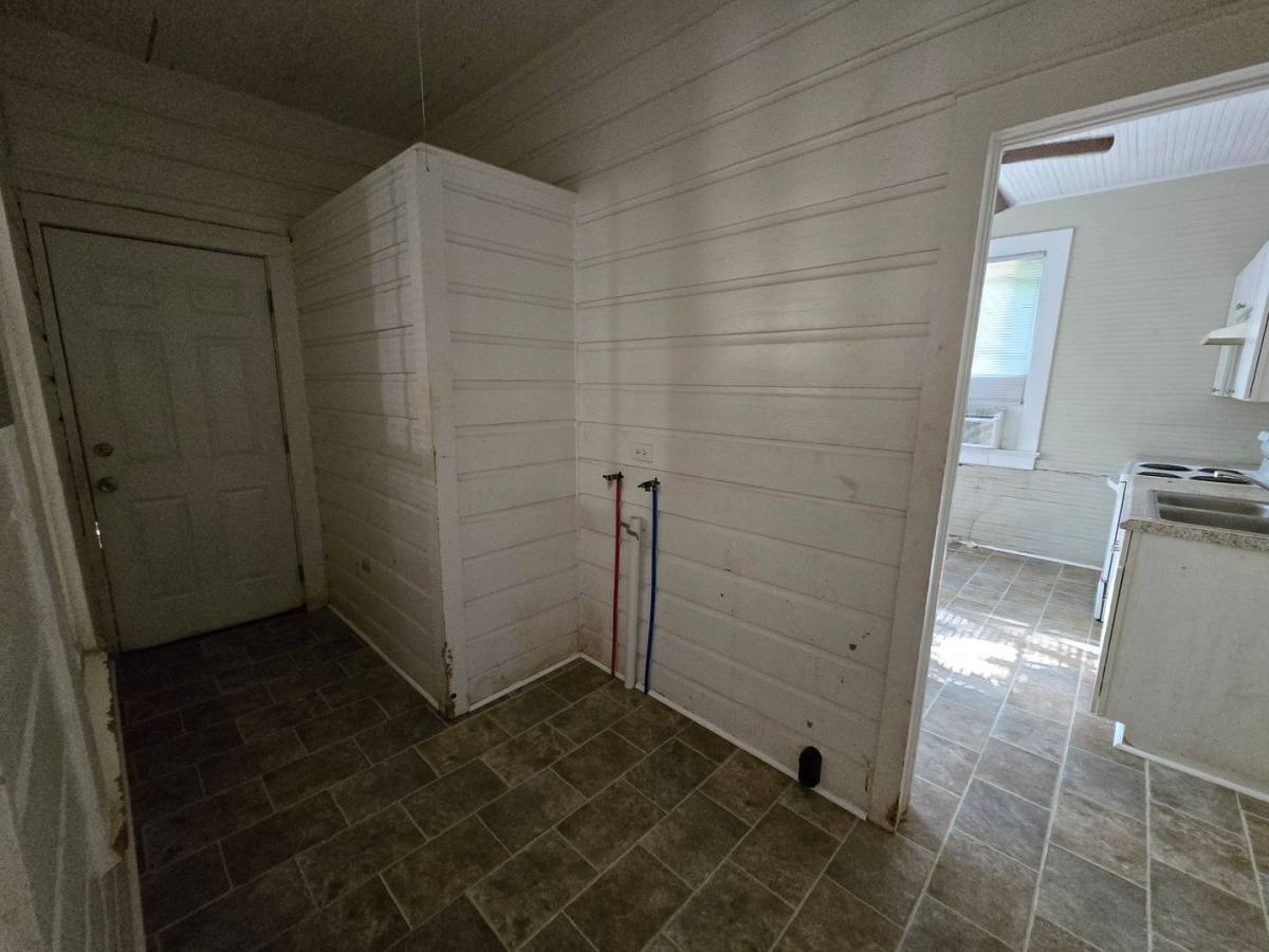 Apartment for rent at 2300-2302 Plum St, Montgomery, AL 36107