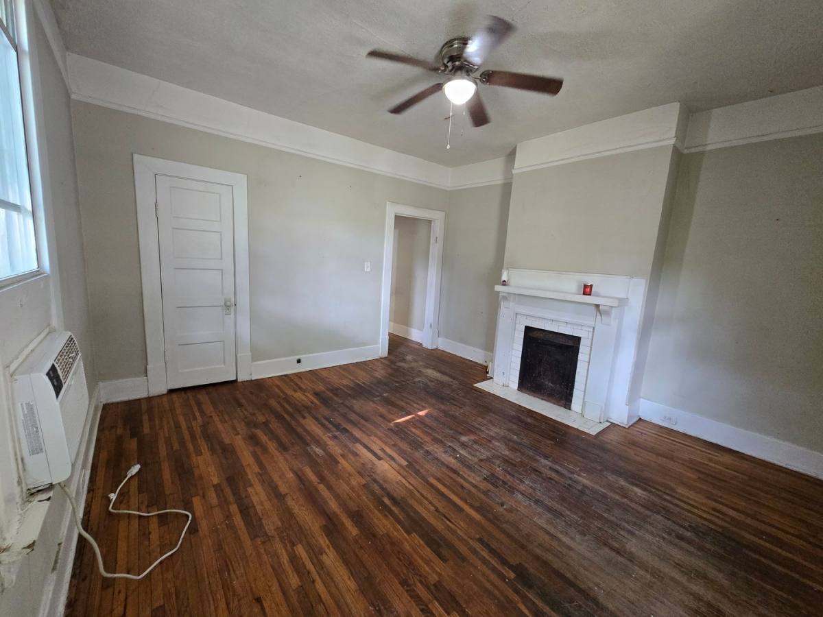 Apartment for rent at 2300-2302 Plum St, Montgomery, AL 36107