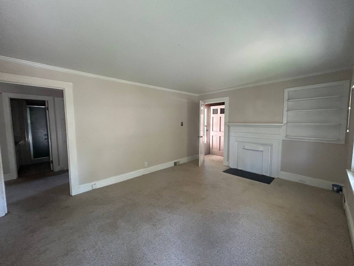 House for rent at 110 Oakland Ave, Kernersville, NC 27284