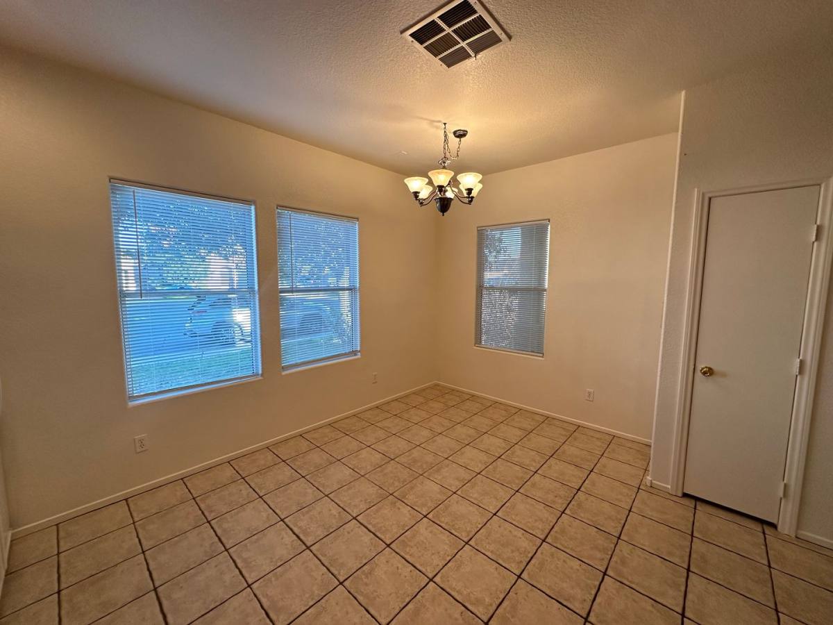 House for rent at 719 Beechwheat Way, Henderson, NV 89015