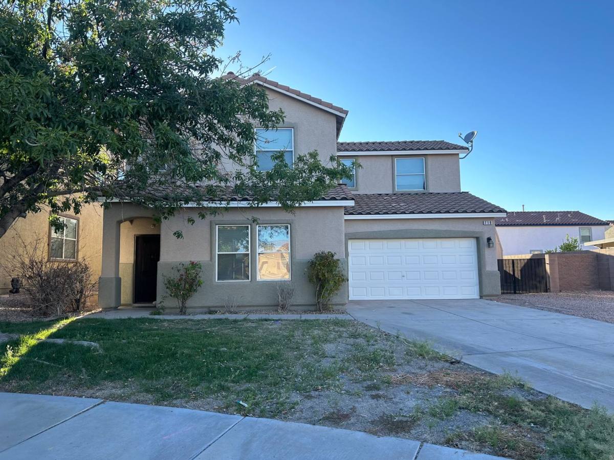 House for rent at 719 Beechwheat Way, Henderson, NV 89015