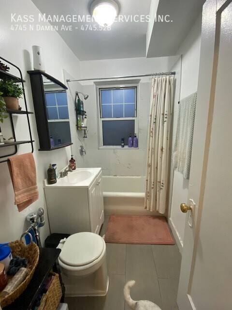 Apartment for rent at 4745 N Damen Ave #52B, Chicago, IL 60625