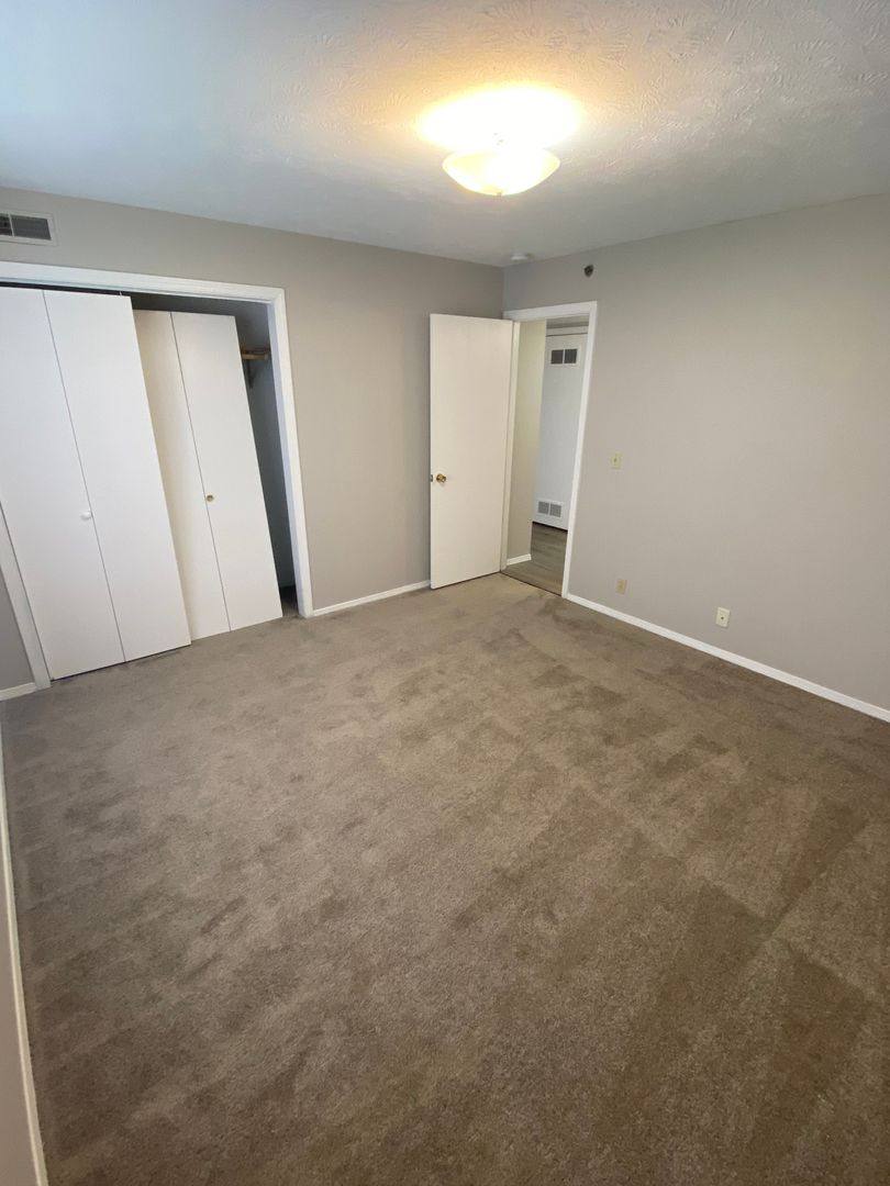 Apartment for rent at 1606 Northbrook, Normal, IL 61761