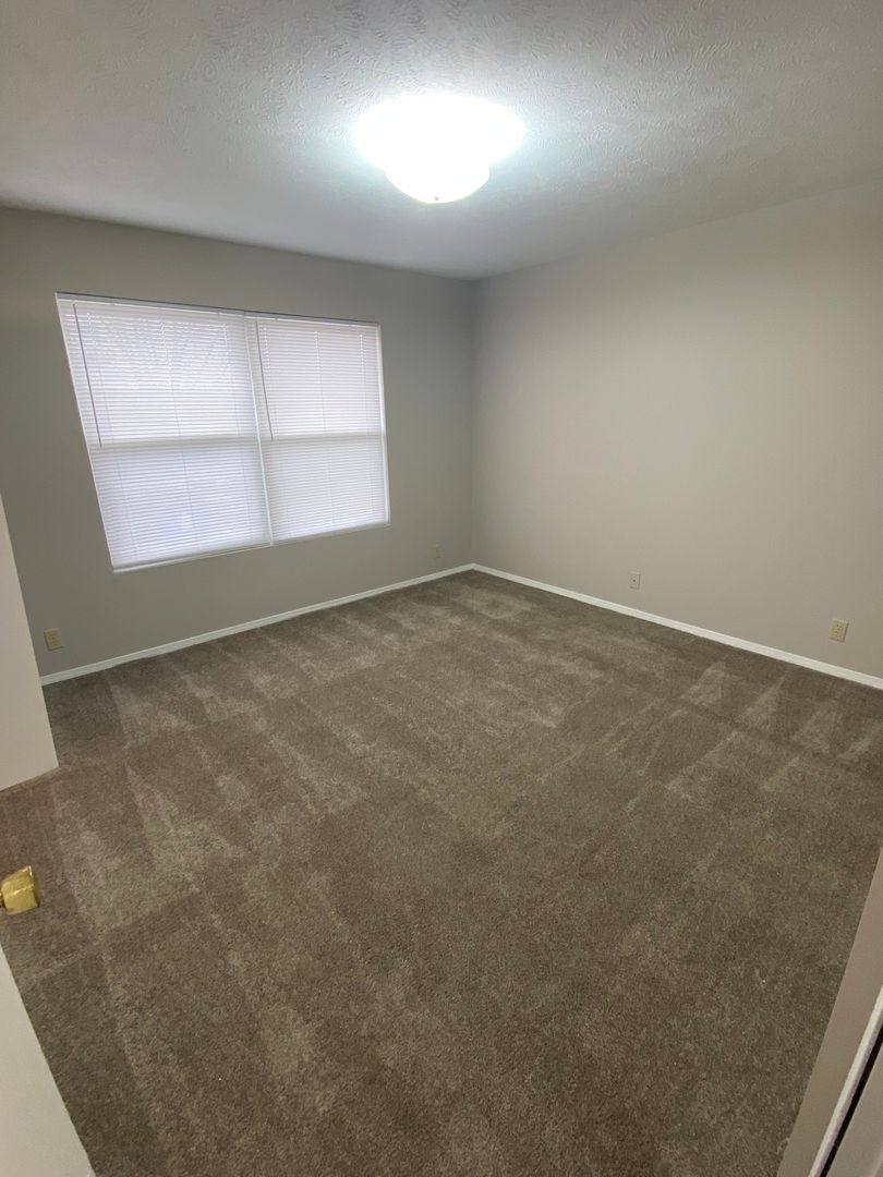 Apartment for rent at 1606 Northbrook, Normal, IL 61761