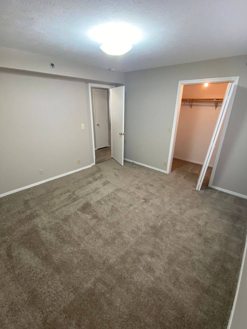 Apartment for rent at 1606 Northbrook, Normal, IL 61761