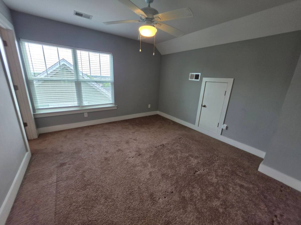 House for rent at 127 Rosewood Hills Dr, Columbia, SC 29205