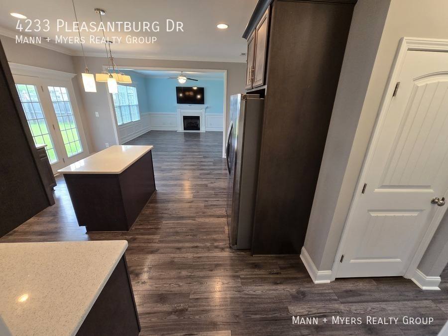 House for rent at 4233 Pleasantburg Dr, Fayetteville, NC 28312