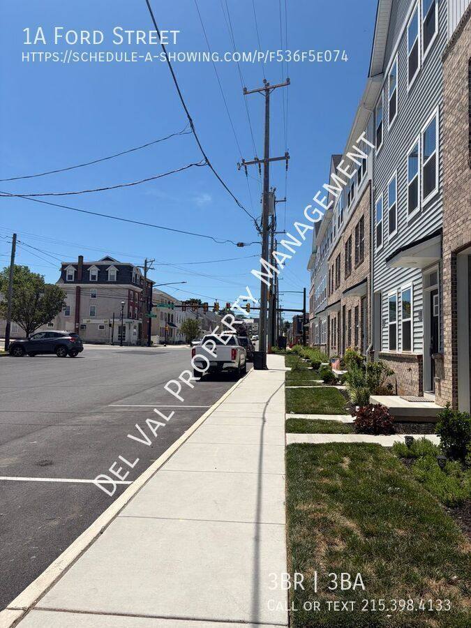 Townhouse for rent at 1A Ford St, Bridgeport, PA 19405