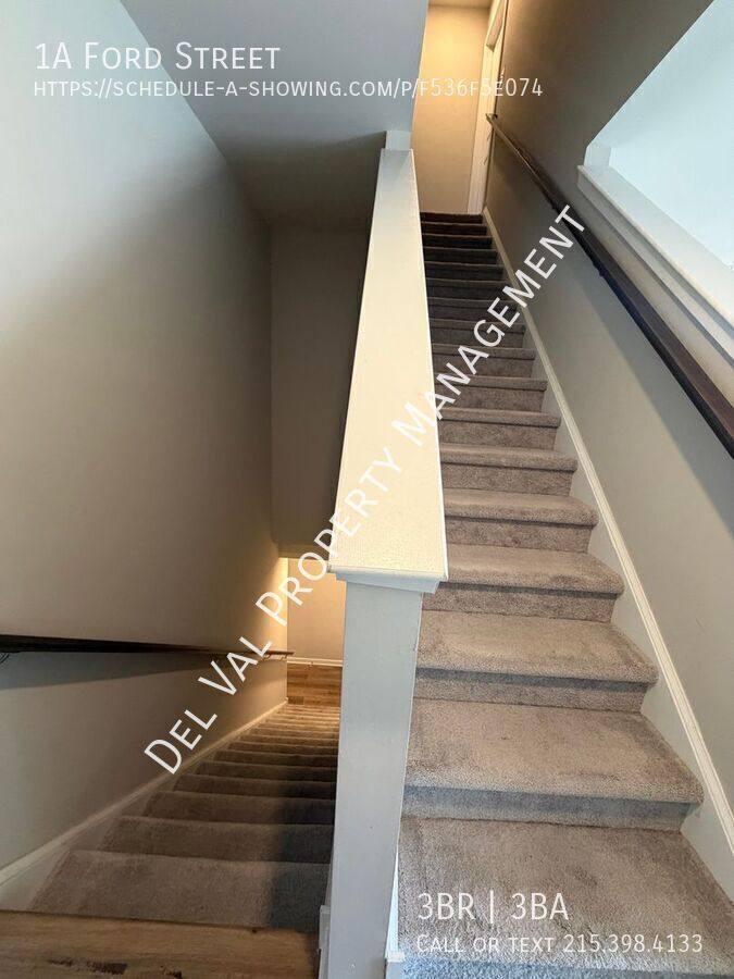 Townhouse for rent at 1A Ford St, Bridgeport, PA 19405