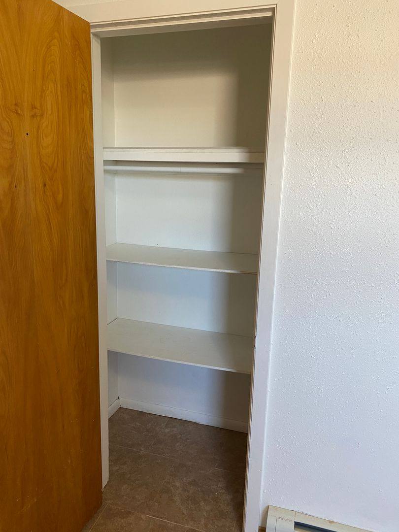 Apartment for rent at 810 10th St NE, Jamestown, ND 58401