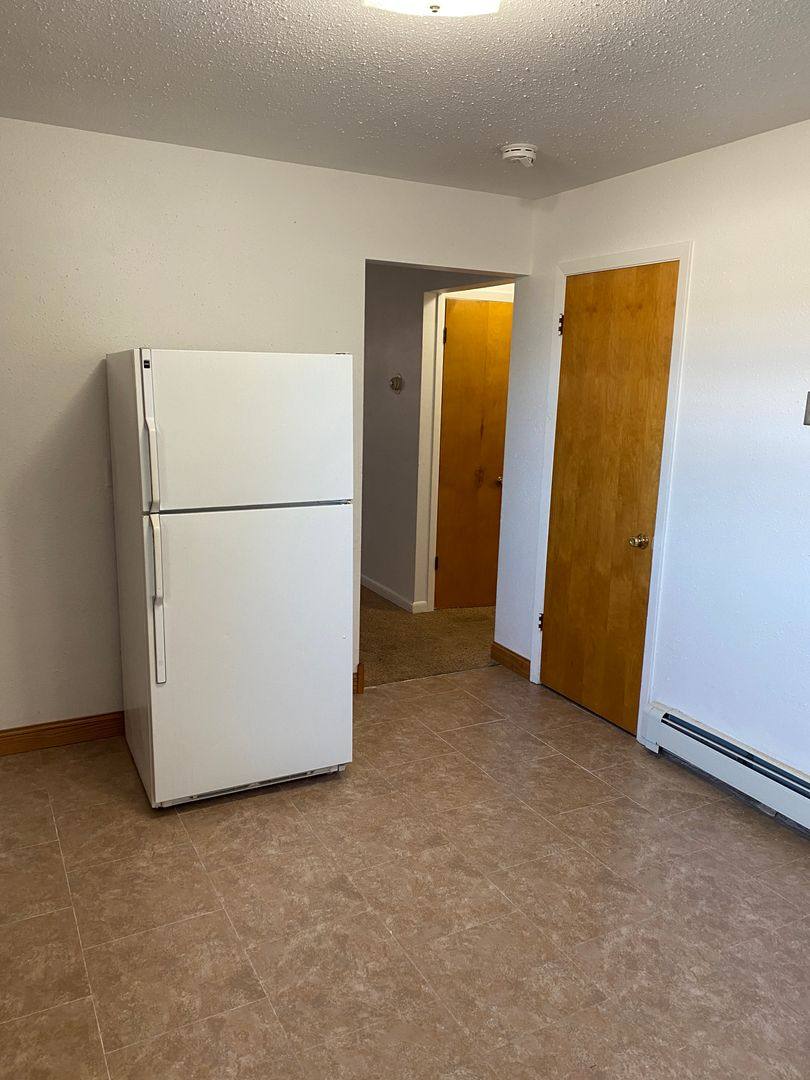 Apartment for rent at 810 10th St NE, Jamestown, ND 58401