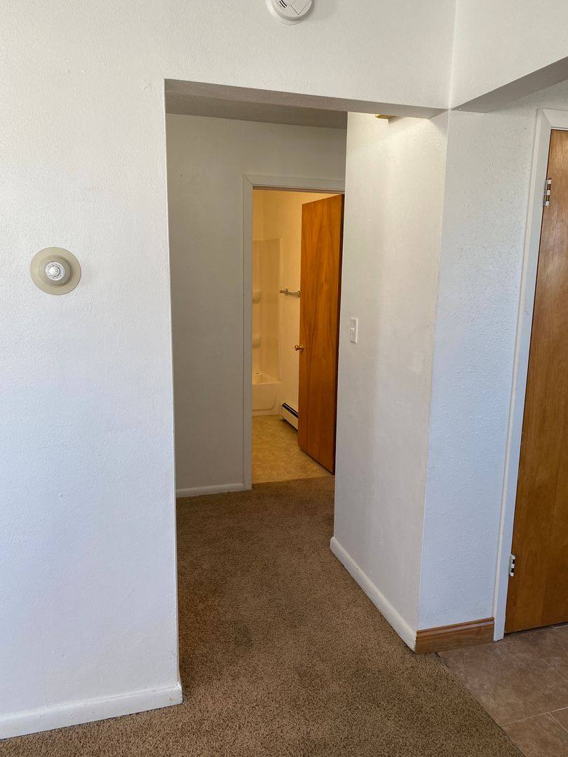 Apartment for rent at 810 10th St NE, Jamestown, ND 58401