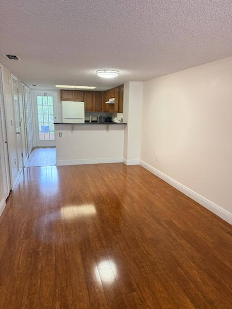 Townhouse for rent at 2237 Fletchers Point Circle, Tampa, FL 33613
