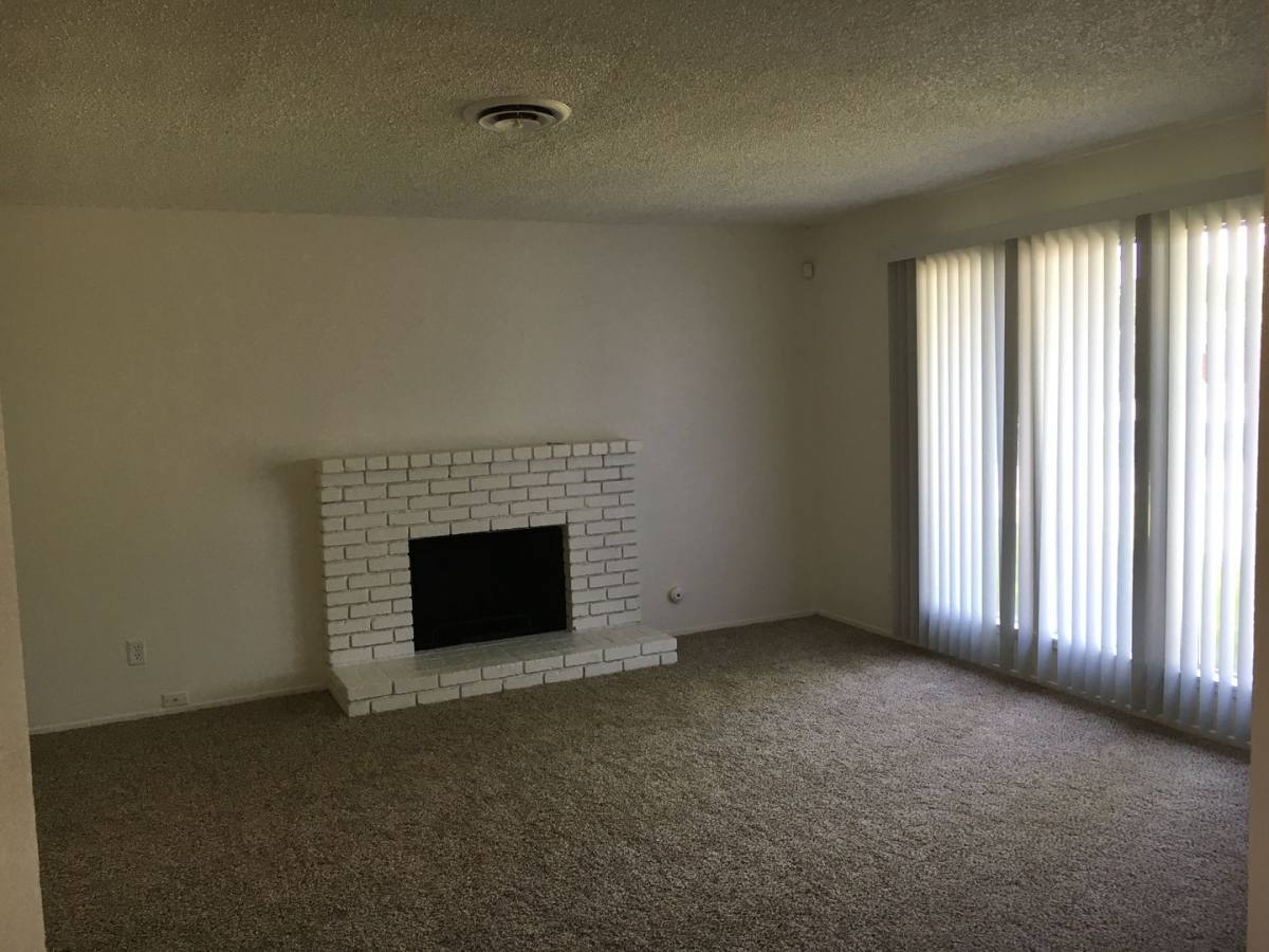 House for rent at 952 Mango Dr, Modesto, CA 95356