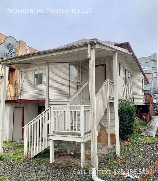 Apartment for rent at 2468 S College St #B, Seattle, WA 98144