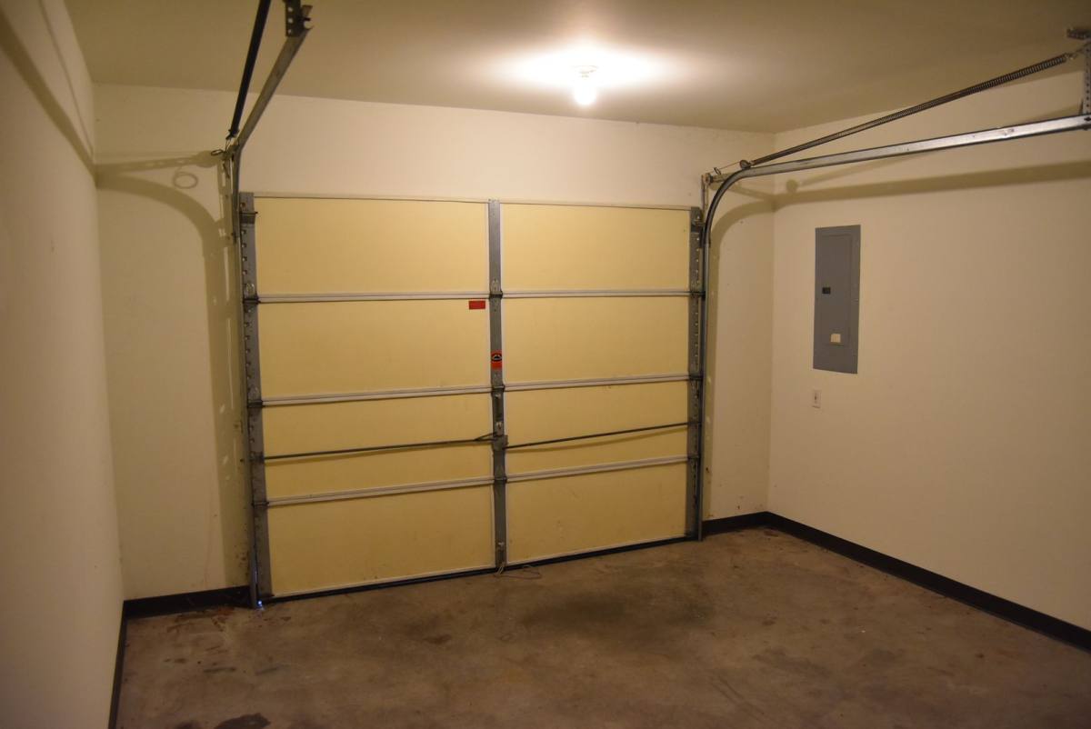 Townhouse for rent at 11 N Fifth St, Mount Wolf, PA 17347