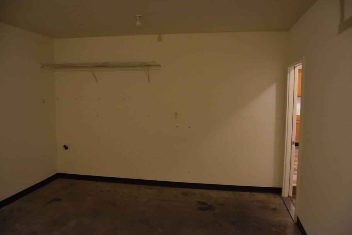 Townhouse for rent at 11 N Fifth St, Mount Wolf, PA 17347
