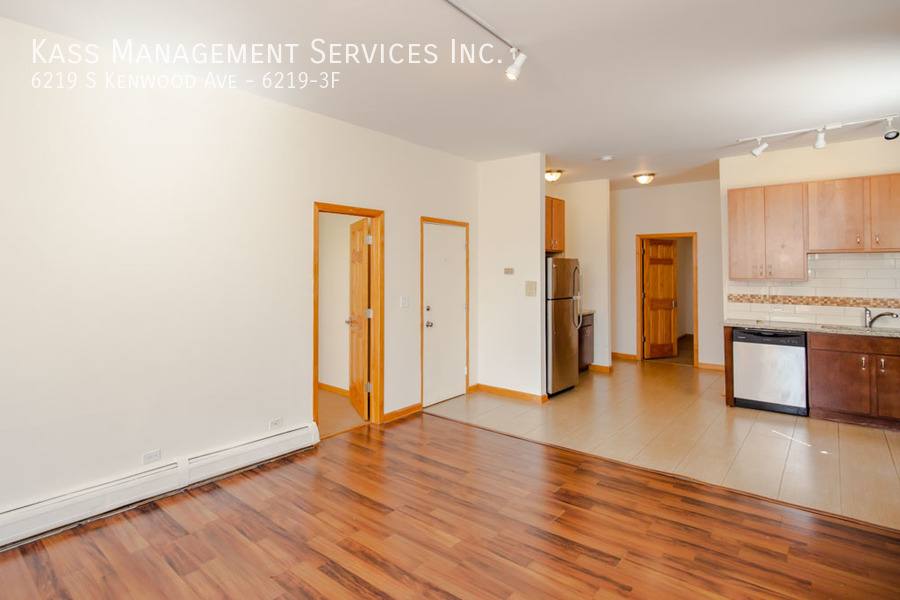 Apartment for rent at 6219 S Kenwood Ave #3F, Chicago, IL 60637