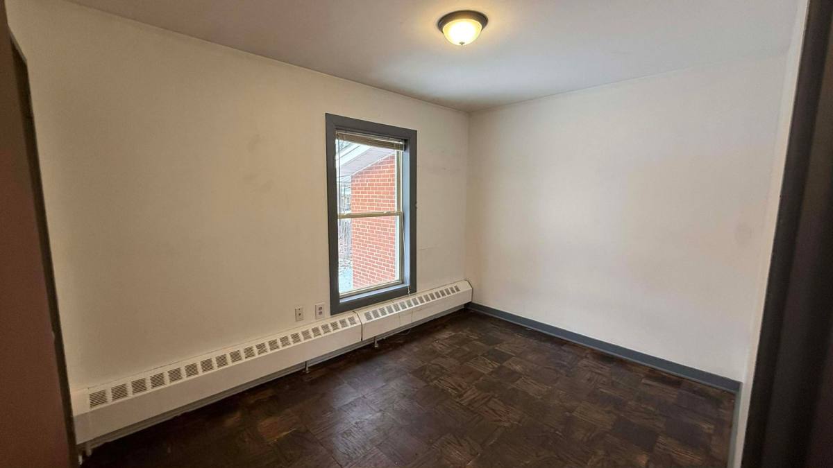 Apartment for rent at 68 Langley St, Bangor, ME 04401
