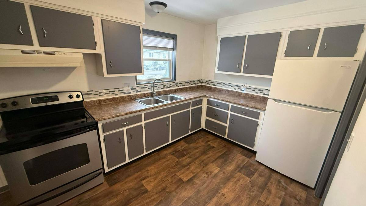 Apartment for rent at 68 Langley St, Bangor, ME 04401