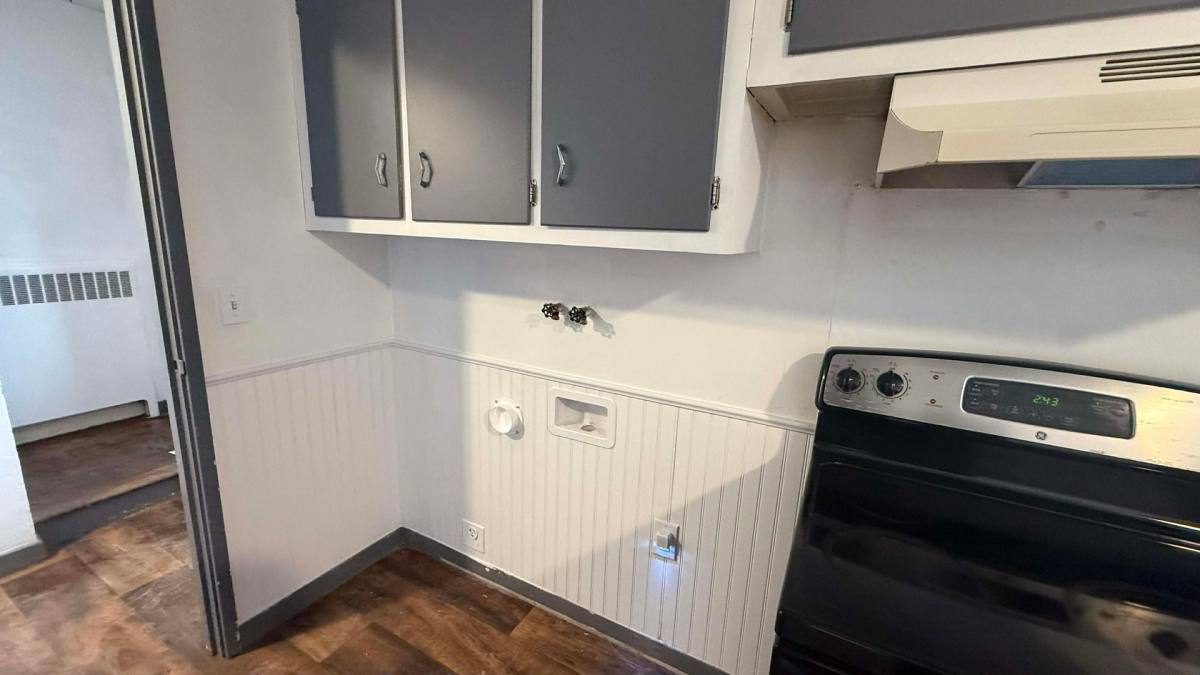 Apartment for rent at 68 Langley St, Bangor, ME 04401