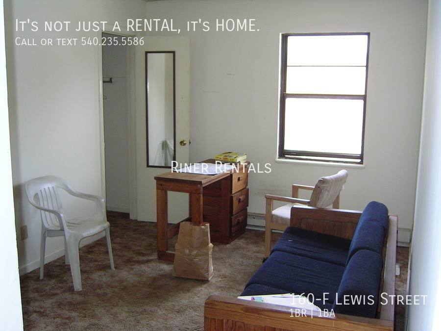 Apartment for rent at 160-F Lewis St, Harrisonburg, VA 22801