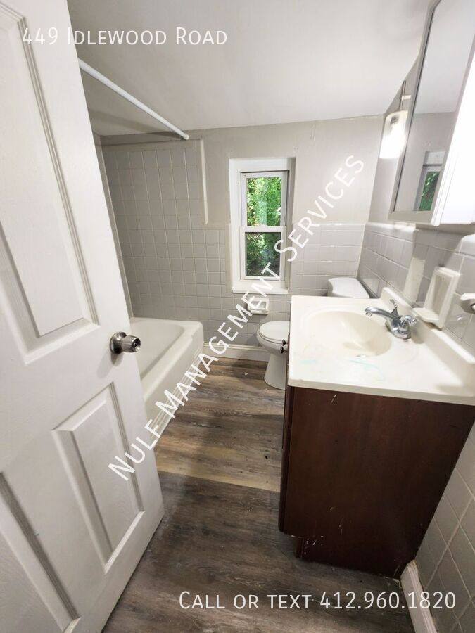 Apartment for rent at 449 Idlewood Rd, Pittsburgh, PA 15235