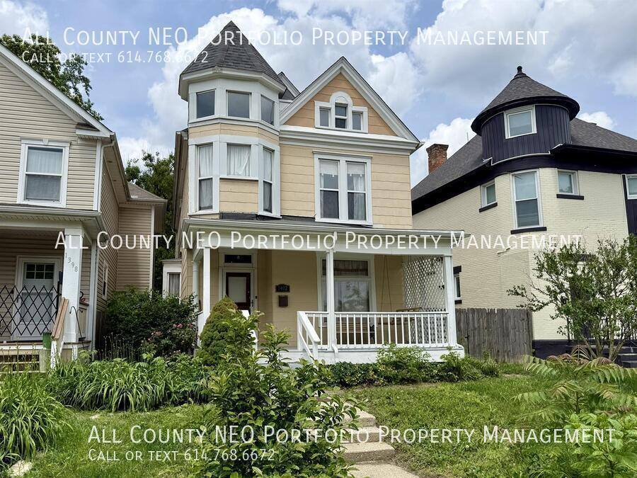 House for rent at 1402 Fair Ave, Columbus, OH 43205