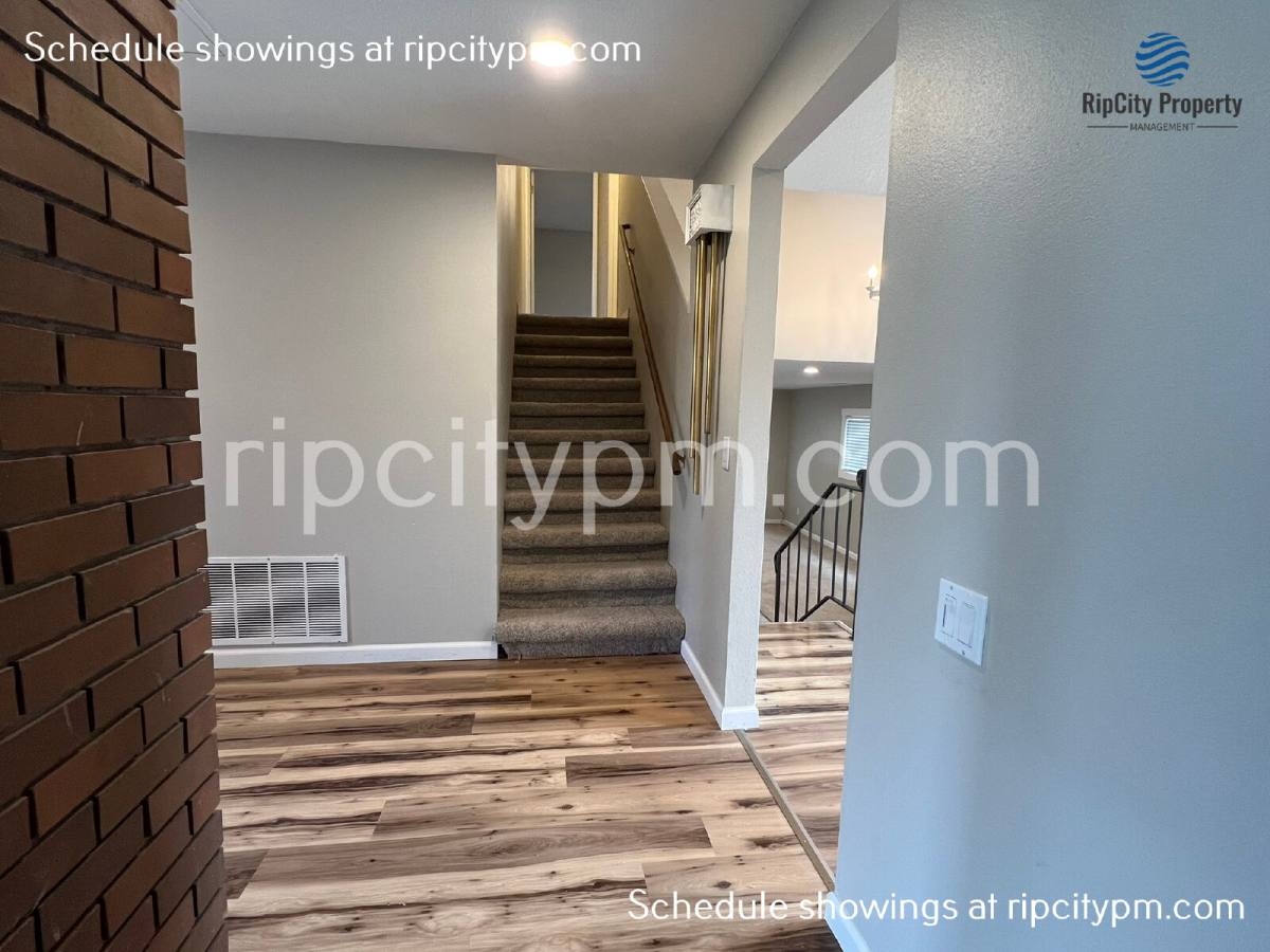 House for rent at 12250 SW Indian Hill Lane, Beaverton, OR 97008