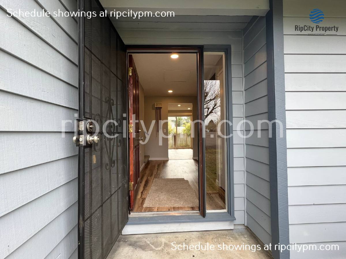 House for rent at 12250 SW Indian Hill Lane, Beaverton, OR 97008