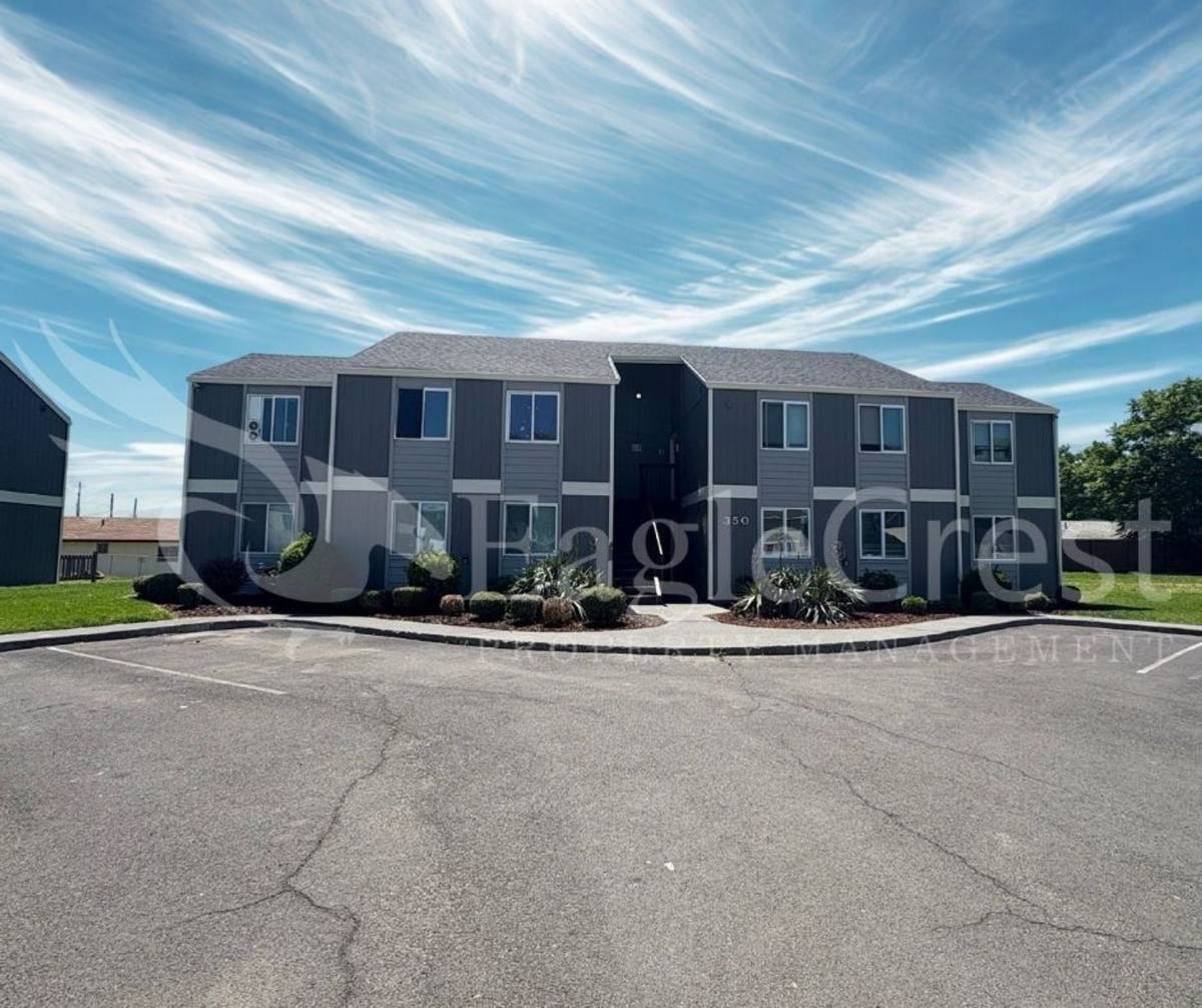 Apartment for rent at 300 E Dogwood Ave, Hermiston, OR 97838